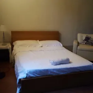 https://villa-ghia.emilia-romagnahotels.net