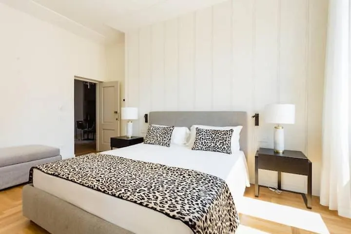 Apollo Suite Syracuse